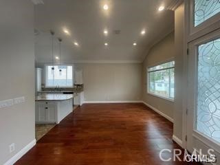 Detail Gallery Image 3 of 35 For 4912 Hesperia Ave, Encino,  CA 91316 - 3 Beds | 3 Baths