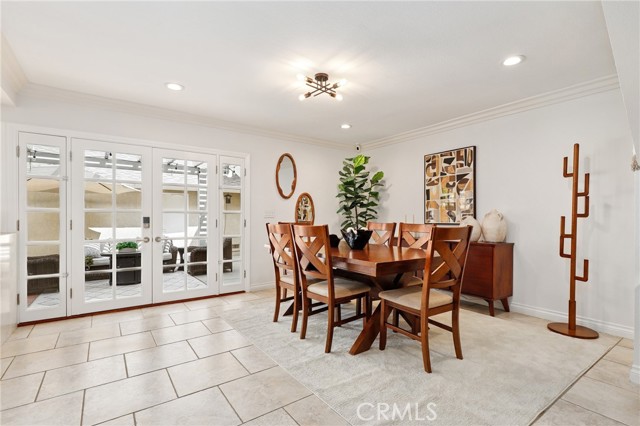 14 Black Oak, Irvine CA: https://media.crmls.org/medias/be44f918-2a8a-4a3c-b07f-074008015fe0.jpg