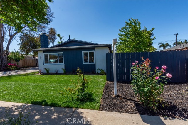 852 Ventura Avenue photo 3