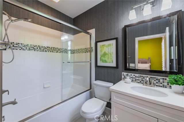 Detail Gallery Image 32 of 40 For 144 Velvet Flower, Irvine,  CA 92620 - 3 Beds | 3 Baths