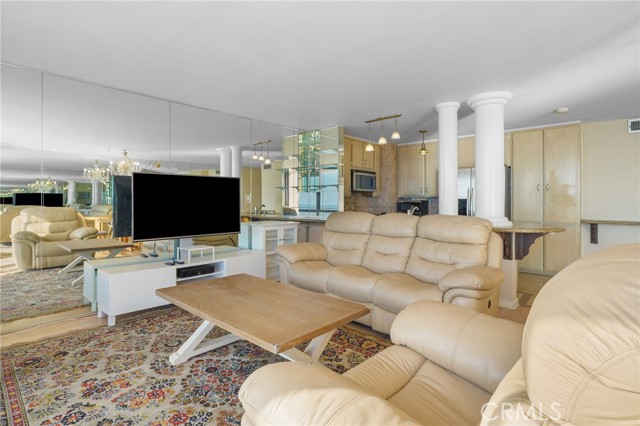 1750 E Ocean Boulevard, Long Beach CA: https://media.crmls.org/medias/be468271-4e5d-49a9-bddc-1d21c251ec04.jpg