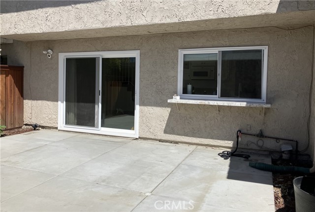 5135 Hampton Court, Westminster CA: https://media.crmls.org/medias/be471d15-412a-46a4-9392-81460ff3b2c9.jpg