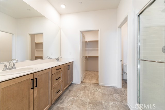 Detail Gallery Image 15 of 27 For 15907 Stresa Ln #10,  Fontana,  CA 92336 - 3 Beds | 2/1 Baths