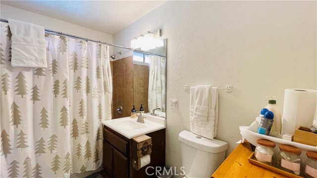 Detail Gallery Image 18 of 33 For 921 Wendy Ave, Big Bear City,  CA 92314 - 2 Beds | 2 Baths