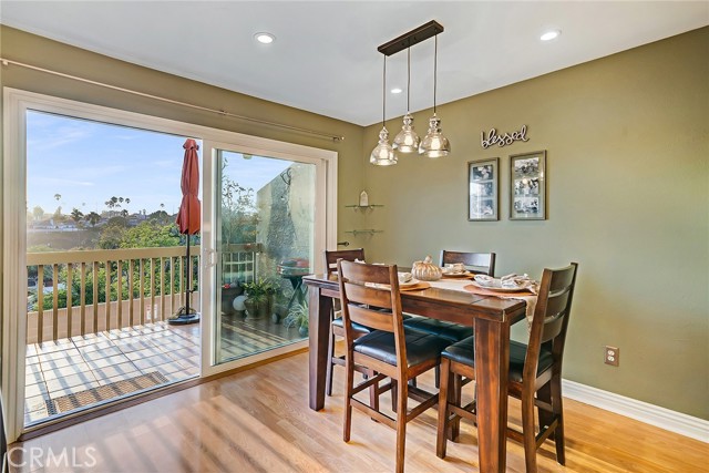 609 Meyer Lane, Redondo Beach, California 90278, 2 Bedrooms Bedrooms, ,1 BathroomBathrooms,Residential,Sold,Meyer,SB21203069