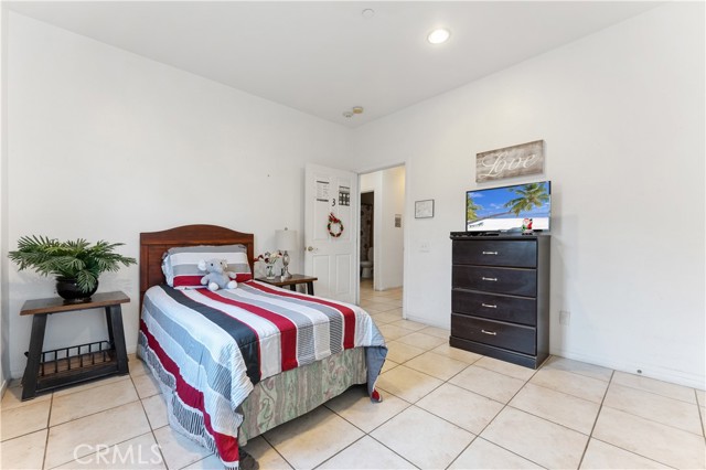 32175 Cathedral Canyon Drive, Cathedral City, California 92234, ,Commercial Sale,For Sale,32175 Cathedral Canyon Drive,CROC24252526
