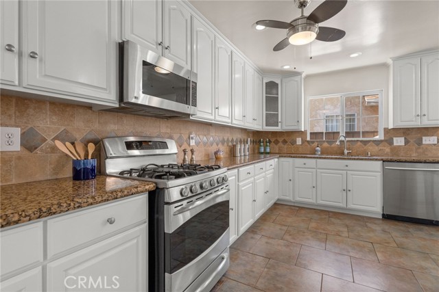 Detail Gallery Image 32 of 43 For 4033 N N Lang Ave, Covina,  CA 91722 - 4 Beds | 2 Baths