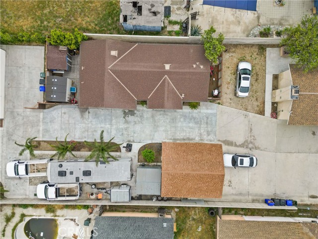 9614 Cypress Avenue, Fontana CA: https://media.crmls.org/medias/be4a1d4f-9a6d-4c51-af25-dbf4f2de9ce3.jpg