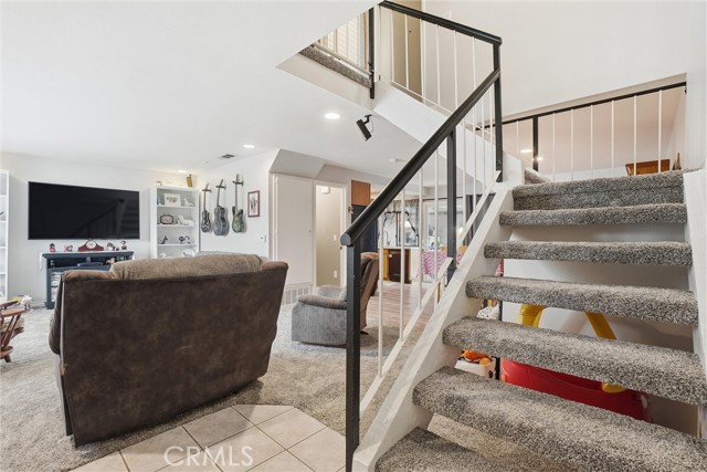 Detail Gallery Image 13 of 42 For 904 S Cornwall, Anaheim,  CA 92804 - 4 Beds | 3 Baths