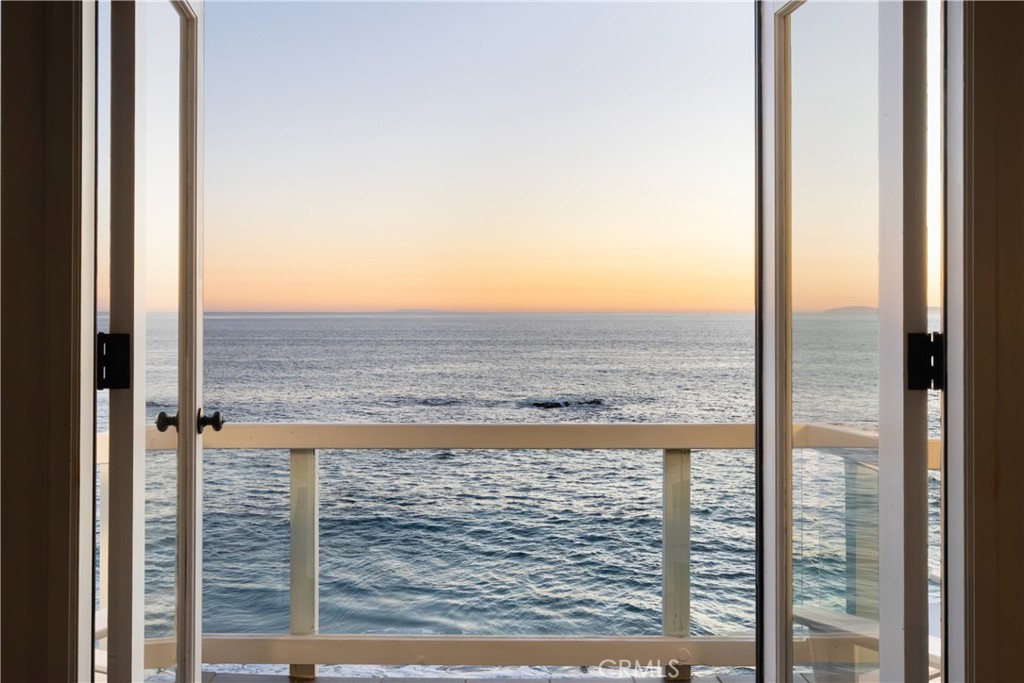 MLS #OC25247805 image #8