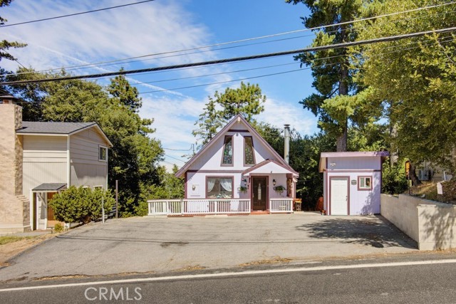 789 Arosa Drive, Crestline, CA 92325
