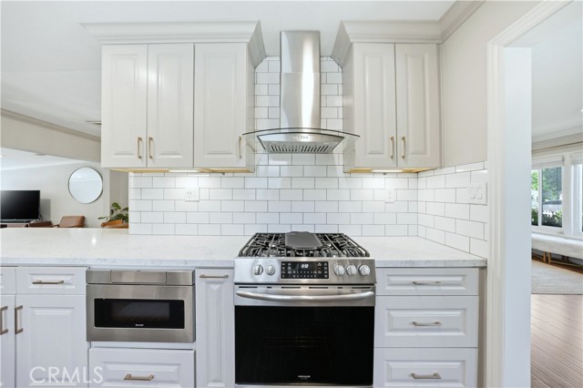 Detail Gallery Image 17 of 51 For 420 Montana St, Monrovia,  CA 91016 - 4 Beds | 2 Baths