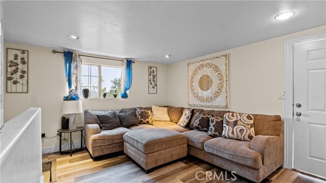 1178 Buelah Avenue, Los Angeles CA: https://media.crmls.org/medias/be4e71da-4a5a-49b4-930a-244801ebfecb.jpg
