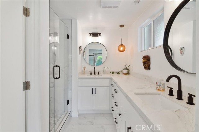 4836 W 134th Place, Hawthorne CA: https://media.crmls.org/medias/be4fbd8c-321b-42c4-88a2-cd20188565ea.jpg