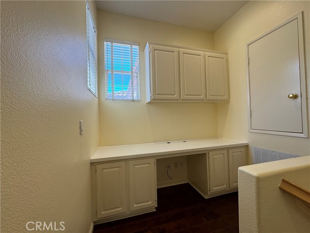 Detail Gallery Image 29 of 41 For 28154 Ashbrook Ln, Valencia,  CA 91354 - 2 Beds | 2/1 Baths