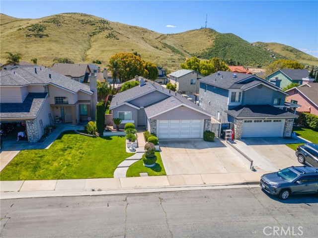 14131 Long View Drive, Fontana, California 92337, 3 Bedrooms Bedrooms, ,2 BathroomsBathrooms,Single Family Residence,For Sale,Long View,IV24063189