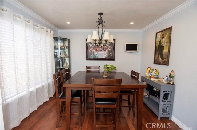 Detail Gallery Image 14 of 30 For 6912 Remmet Ave #5,  Canoga Park,  CA 91303 - 2 Beds | 2/1 Baths