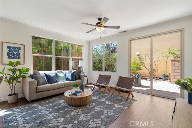 Detail Gallery Image 8 of 39 For 42 Land Grant, Irvine,  CA 92618 - 4 Beds | 3 Baths