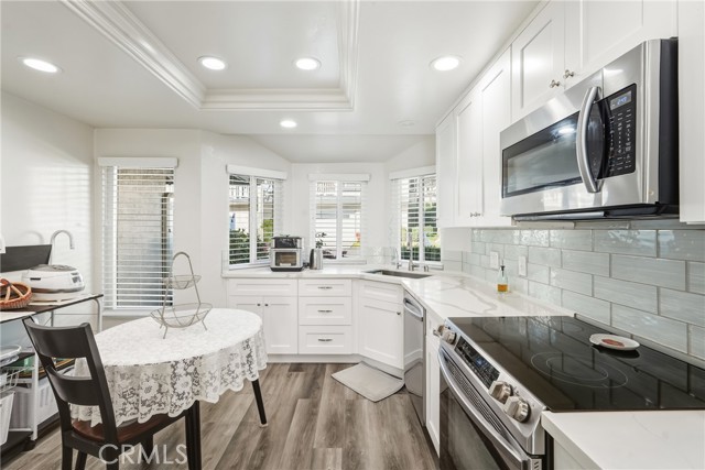 Detail Gallery Image 10 of 24 For 2363 Morning Dew, Brea,  CA 92821 - 2 Beds | 2 Baths