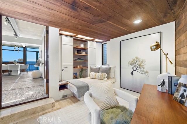 Detail Gallery Image 23 of 50 For 2581 Iris, Laguna Beach,  CA 92651 - 3 Beds | 2/1 Baths