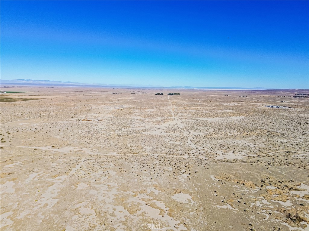 MLS #OC25280725 image #20