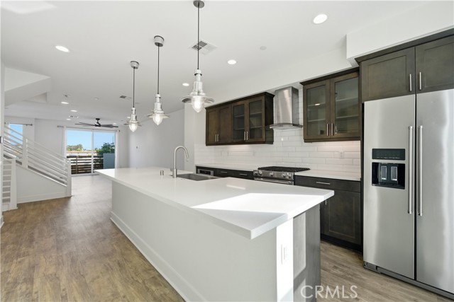 Detail Gallery Image 7 of 22 For 669 W 17th St, Costa Mesa,  CA 92627 - 2 Beds | 3/1 Baths