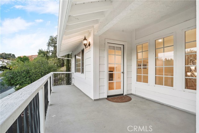 Detail Gallery Image 20 of 64 For 11738 Andasol Ave, Granada Hills,  CA 91344 - 5 Beds | 3 Baths