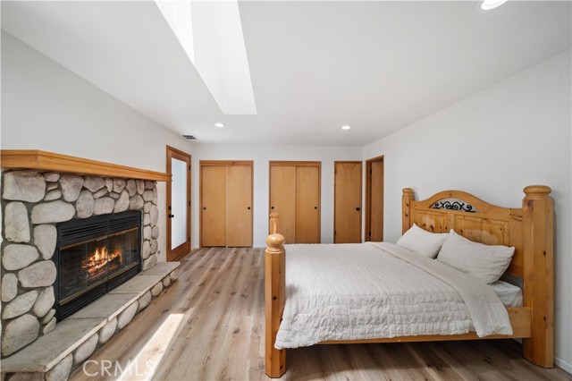 Detail Gallery Image 14 of 34 For 574 Mill Ct, Lake Arrowhead,  CA 92352 - 3 Beds | 2/1 Baths