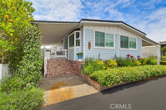 2275 W 25th ST Unit: 227