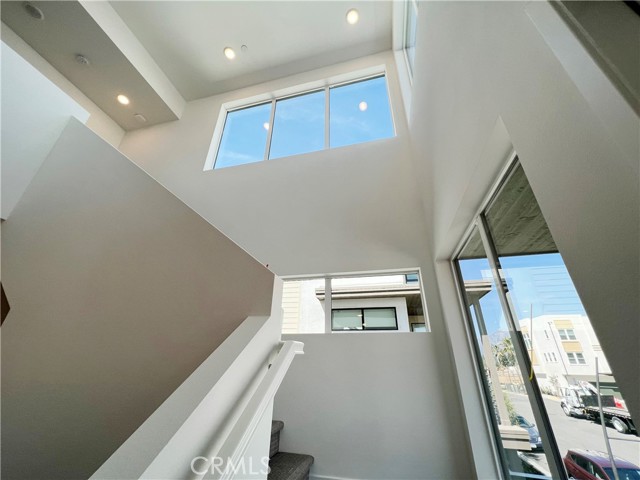 Detail Gallery Image 6 of 20 For 11028 Momentum Dr, Rancho Cucamonga,  CA 91730 - 3 Beds | 2/1 Baths