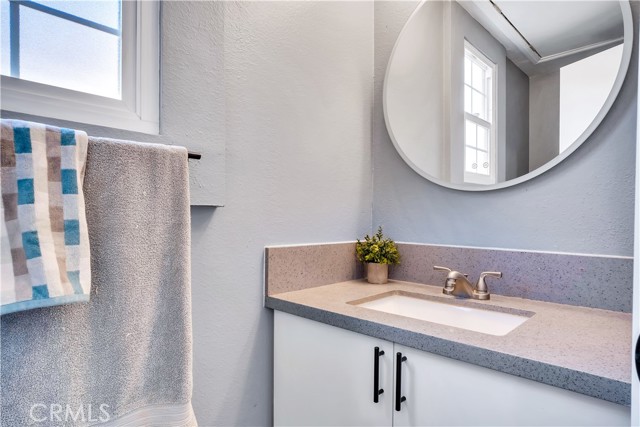 3711 Baldwin Street, Lincoln Heights CA: https://media.crmls.org/medias/be58bcc0-cc86-47a8-8bf0-609d843cc851.jpg