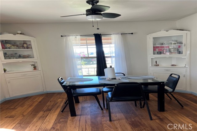Detail Gallery Image 13 of 20 For 216 Bedford Way, Bakersfield,  CA 93308 - 3 Beds | 1 Baths
