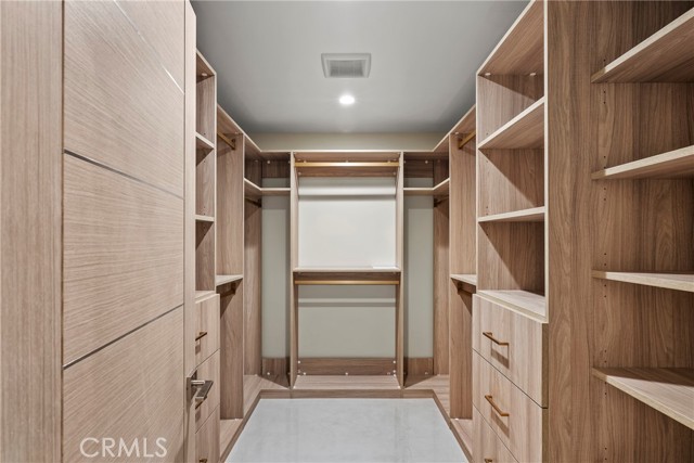 Detail Gallery Image 17 of 37 For 14242 Hortense, Sherman Oaks,  CA 91423 - 4 Beds | 4 Baths