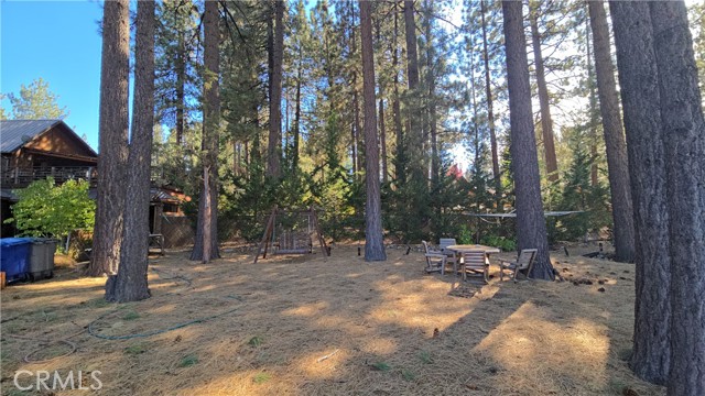 Detail Gallery Image 8 of 11 For 351 Jeffries Rd, Big Bear Lake,  CA 92315 - – Beds | – Baths