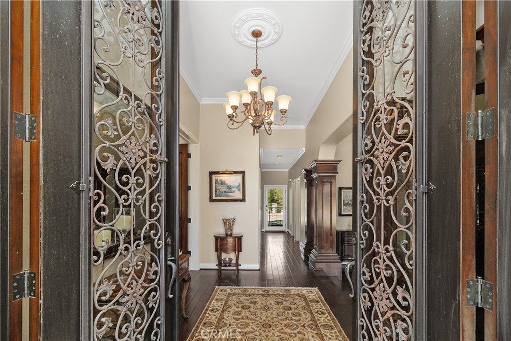 MLS #SW25065201 img 2