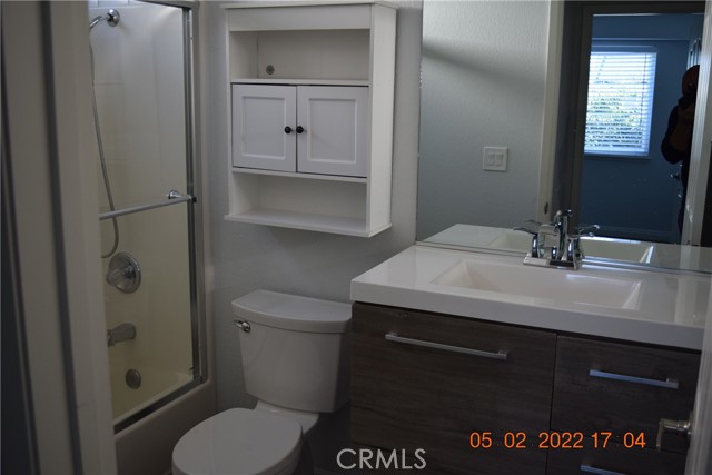 13 Betsey Way, Chico CA: https://media.crmls.org/medias/be5a516e-59f8-483d-ba86-83db5c8613d3.jpg