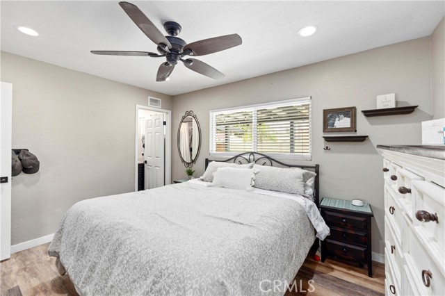 Detail Gallery Image 23 of 40 For 19071 Suva Ln, Huntington Beach,  CA 92646 - 4 Beds | 2 Baths