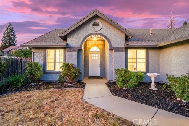 Detail Gallery Image 2 of 46 For 4433 Trinity Street, Shasta Lake,  CA 96019 - 3 Beds | 2 Baths