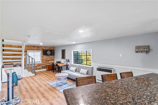 Detail Gallery Image 8 of 53 For 101 State Highway 173, Lake Arrowhead,  CA 92352 - 3 Beds | 3 Baths