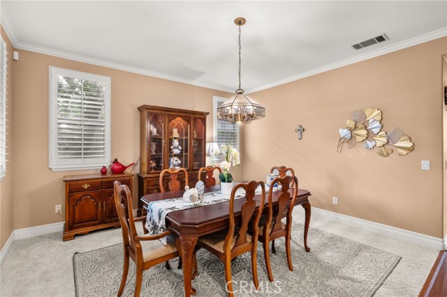 14037 Hollywood Avenue, Eastvale CA: https://media.crmls.org/medias/be5c8c9d-2368-4f0d-8f73-df383b55f059.jpg