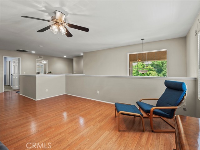 Detail Gallery Image 17 of 40 For 26332 Oakdale Canyon Ln, Canyon Country,  CA 91387 - 5 Beds | 3 Baths