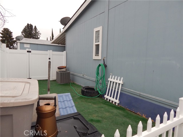 2200 W WILSON, Banning CA: https://media.crmls.org/medias/be5d0015-a3c5-409c-87a7-45d9e80e8ea4.jpg