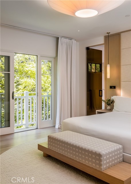 1 Stickley Drive, Laguna Beach CA: https://media.crmls.org/medias/be5ddd93-b0ed-4c8a-bf69-85d745b516d2.jpg