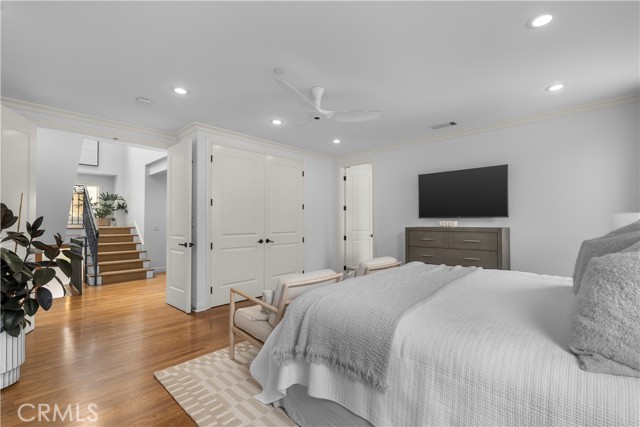 807 Crest Drive, Manhattan Beach CA: https://media.crmls.org/medias/be5de3b0-be9a-491f-8271-f8eac71e1388.jpg