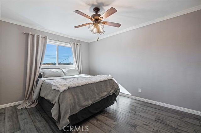 Detail Gallery Image 25 of 47 For 27933 Honeycomb Dr, Saugus,  CA 91350 - 4 Beds | 2/1 Baths