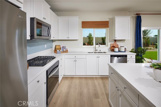 Detail Gallery Image 7 of 19 For 1863 Mckenna St, San Jacinto,  CA 92582 - 4 Beds | 3/1 Baths