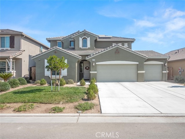 Detail Gallery Image 1 of 1 For 174 Emperor Way, Dinuba,  CA 93618 - 4 Beds | 2/1 Baths