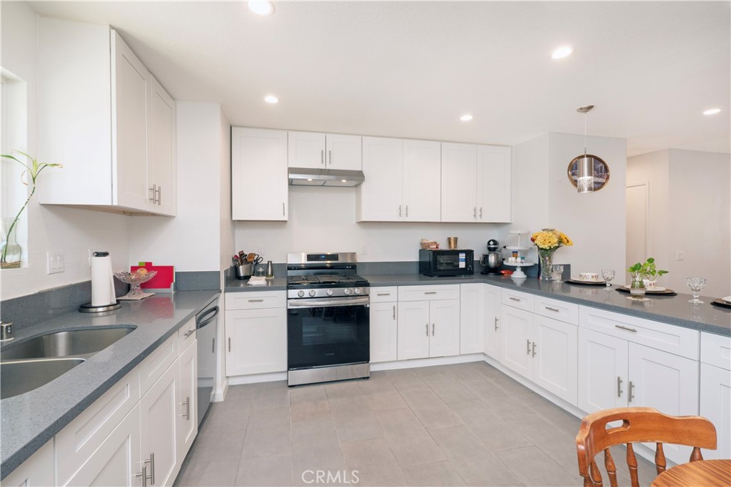 10707 Redwood