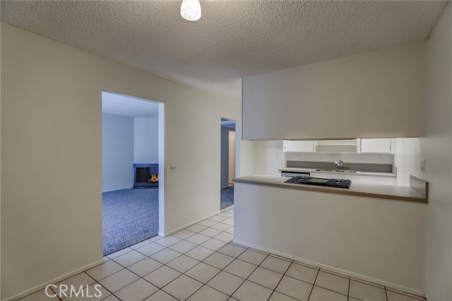 Detail Gallery Image 8 of 24 For 210 E Palmdale Ave #2,  Orange,  CA 92865 - 2 Beds | 2 Baths