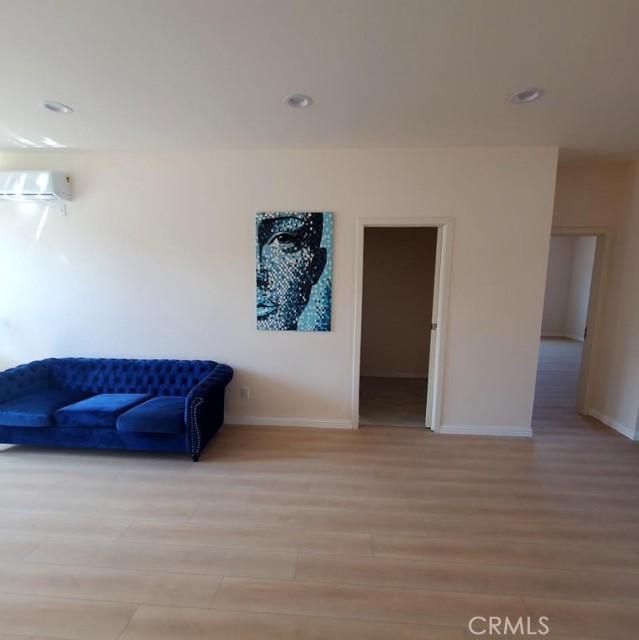 Detail Gallery Image 29 of 35 For 3765 Globe Ave, Los Angeles,  CA 90066 - – Beds | – Baths